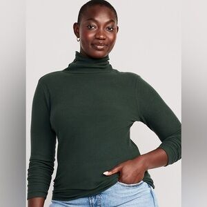 Old Navy Dark Green Turtleneck Sweater